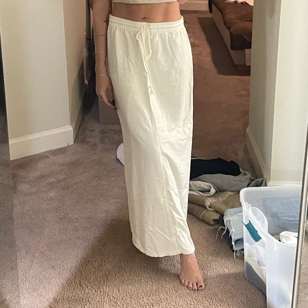 Brandy Melville Linen Skirt